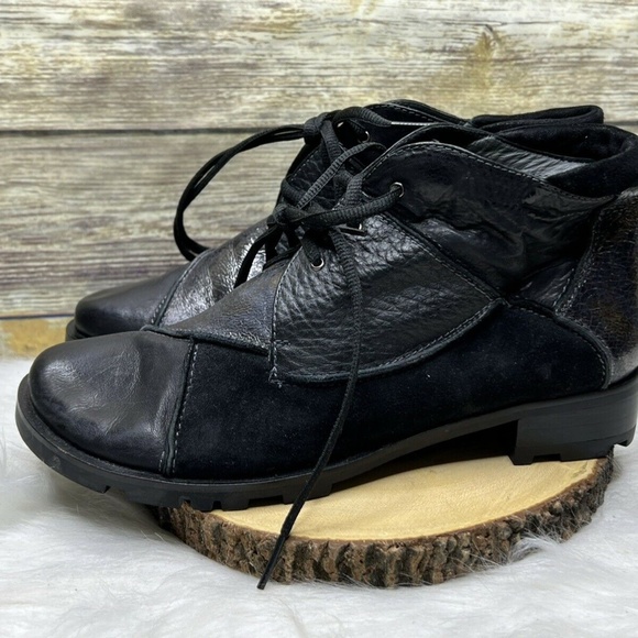 Everybody by BZ Moda Black Patchwork Leather Lace Up Sz 8.5 38.5 Ankle Boots - Picture 4 of 12